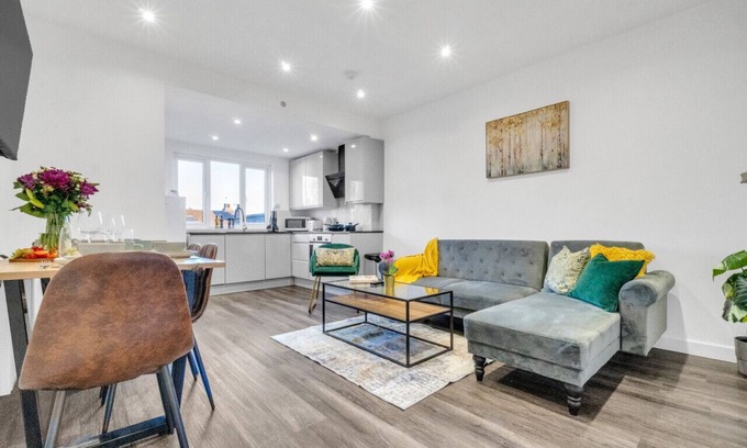 West Hendon Apartment | home.ly - Hendon North London Apartments
