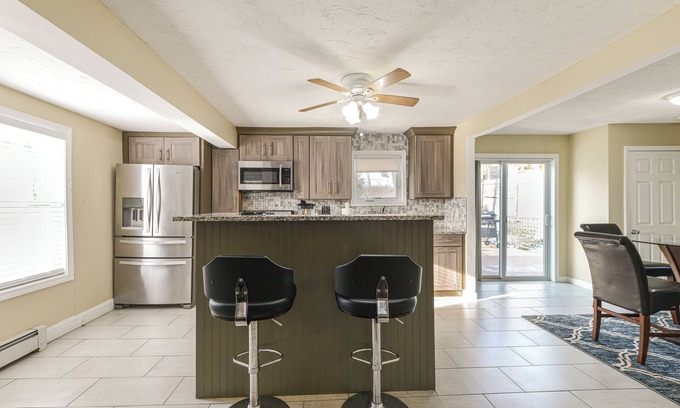 Worcester Cottage | Home Near Skiing & Downtown Worcester