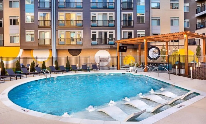 Fairfax Apartment | Home of Bliss Bed Suite Fairfax Free Parking