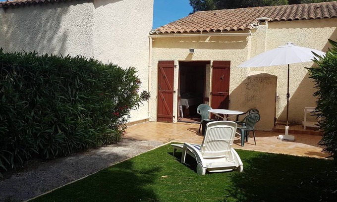 Saint-Cyprien Plage Apartment | HOME OF LEISURE + GARDEN