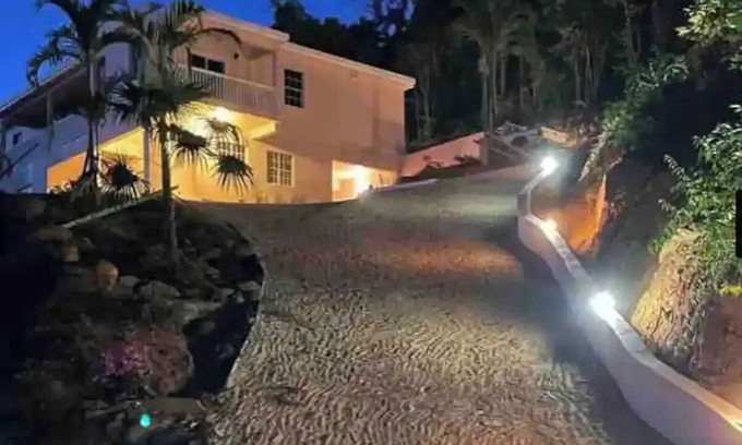 Estate Solberg House | Home on the Hill with Ocean View