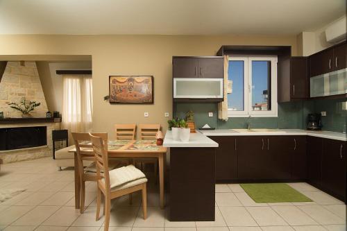 Analipsi Apartment | Home Suites