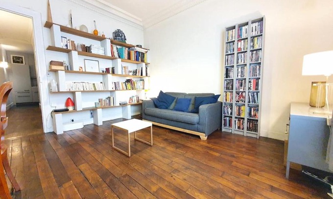 Quartier des Grandes-Carrieres Apartment | Home Sweet Home Montmartre Felix Ziem