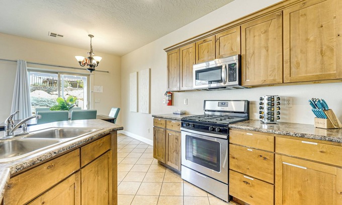 Hurricane Cottage | Home w/Game Room: Near Zion National Park!