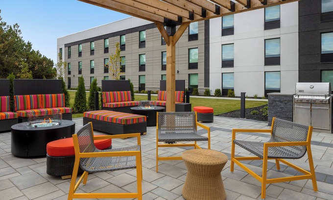 Rosemount Hotel | Home2 Suites By Hilton Kitchener