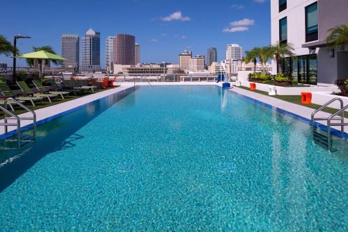 Channel District Hotel | Home2 Suites By Hilton Tampa Downtown Channel District