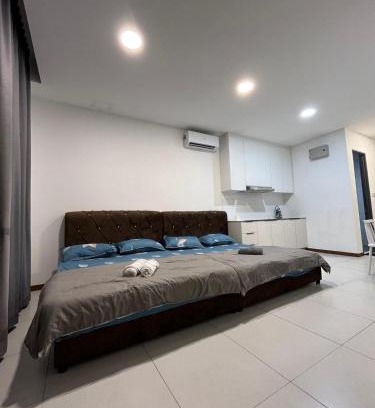 Taman Charming Apartment | Home2Home Stay Kuching C - The Podium