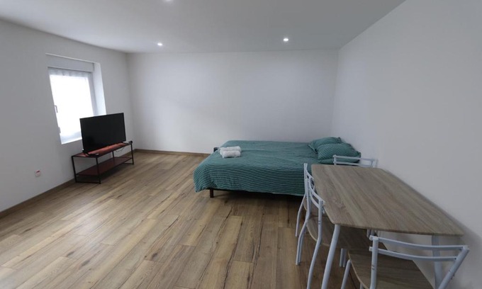 Mittelschaeffolsheim Apartment | Homeday Studio 1 Strasbourg/Mittelschaeffolsheim