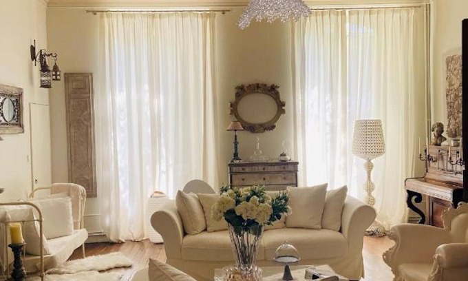 Centre Ville House | Homerez - Amazing house for 15 ppl. with sauna, jacuzzi, spa and garden at Niort