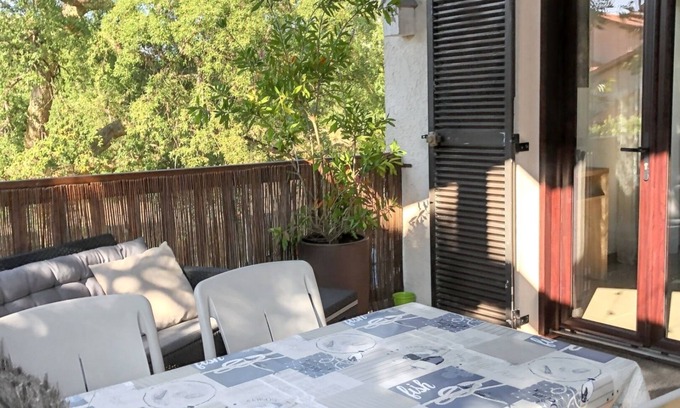 Contis-les-Bains Apartment | Homerez - Apartment Saint-Julien-en-Born