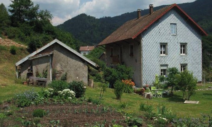 Plancher-les-Mines Apartment | Homerez - Apartment Plancher-les-Mines
