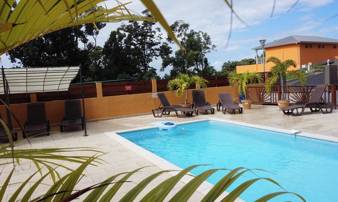 Cafeiere Apartment | Homerez - Apartment in Deshaies