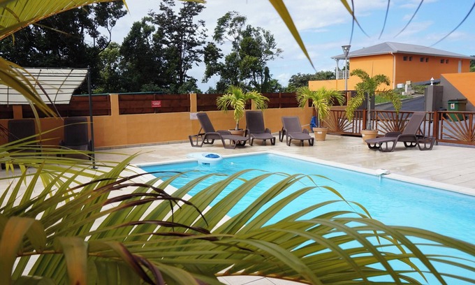 Cafeiere Apartment | Homerez - Apartment in Deshaies, pool
