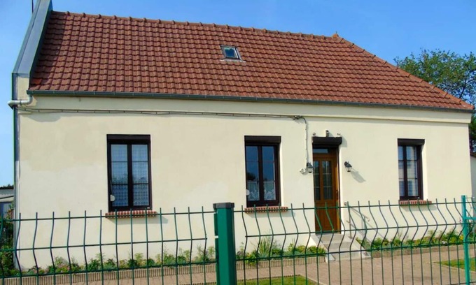 Avesnes-en-Val House | Homerez - Beautiful house for 6 ppl. at Avesnes-en-Val