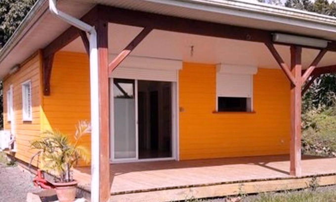 Saint-Joseph House | Homerez - Beautiful house for 4 ppl. with garden and terrace at Le Lamentin