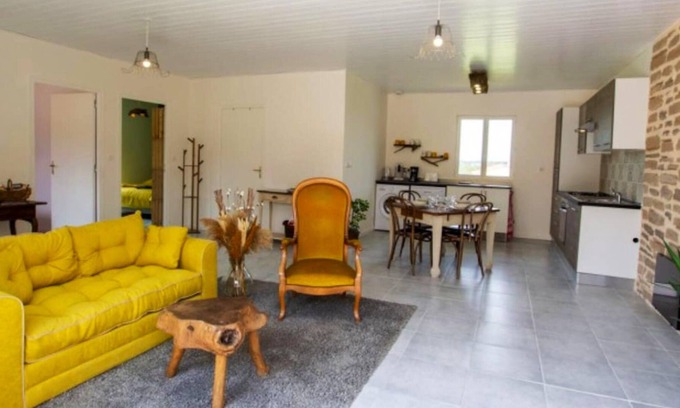 Fossemagne House | Homerez - Beautiful house for 4 ppl. with garden and terrace at Fossemagne