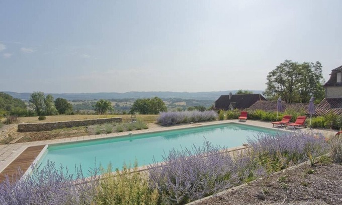 Fons House | Homerez - Beautiful house for 2 ppl. with swimming-pool and terrace at Fons