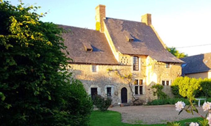 Daumeray House | Homerez - Big house for 13 ppl. with garden at Morannes sur Sarthe