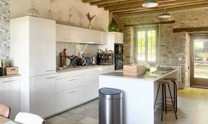 Richarville House | Homerez - Big house for 12 ppl. with garden at Richarville