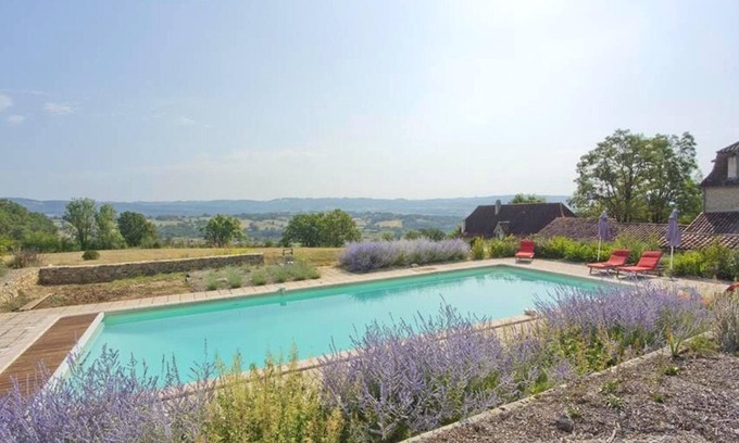 Fons Villa | Homerez - Big villa for 10 ppl. with swimming-pool and terrace at Fons