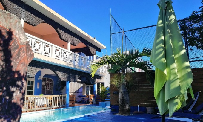 Belle Mare Villa | Homerez - Big villa 500 m away from the beach for 30 ppl. with swimming-pool