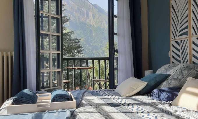 Arrens-Marsous Ski Chalet | Homerez - Chalet Arrens-Marsous