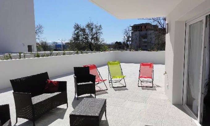 Saint-Assiscle Apartment | Homerez - Charming Apartment in Perpignan with Terrace