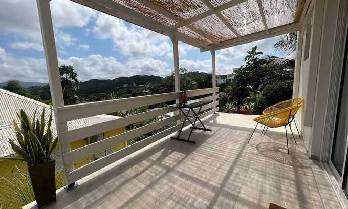 Ducos Apartment | Homerez - Charming Apartment in Ducos with Terrace
