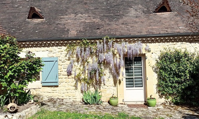 Tursac House | Homerez - Charming house in Tursac with garden and terrace