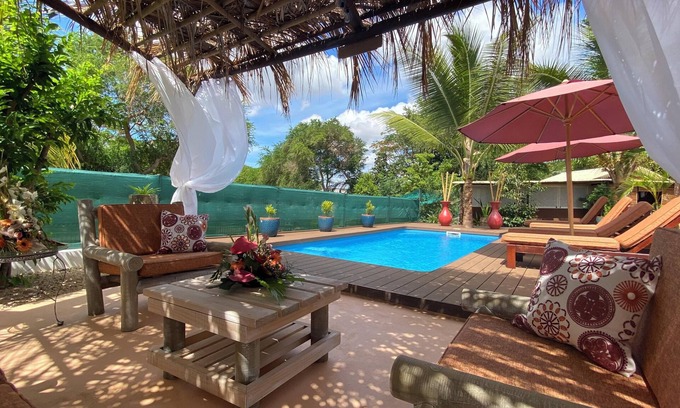 Albion House | Homerez - Charming House in Albion with Shared Pool
