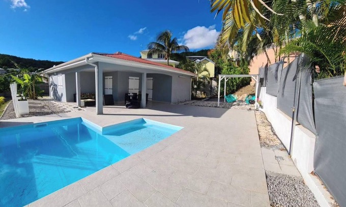 Le Diamant Villa | Homerez - Charming villa in Le Diamant with private pool