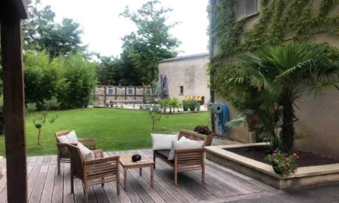 Gaillac Villa | Homerez - Charming villa in Gaillac with private pool