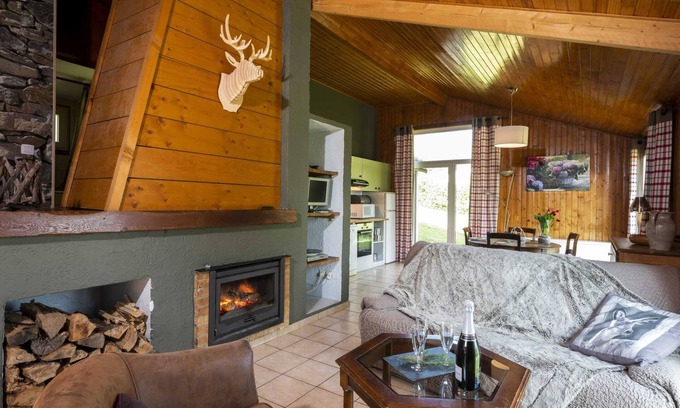 Ortheuville Ski Chalet | Homerez - Cozy Chalet near Tenneville