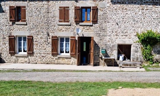 St Georges la Pouge House | Homerez - House for 12 ppl. with garden and terrace at Saint-Georges-la-Pouge