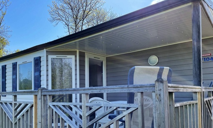 Banes House | Homerez - Great bungalow for 4 people. with pool access in Argences-en-Aubrac