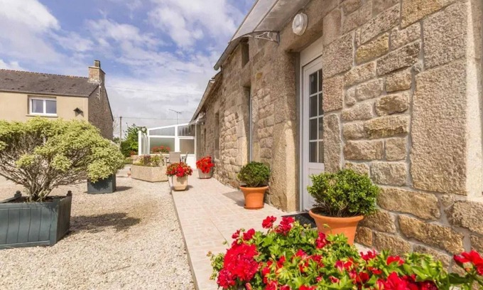 Gatteville-le-Phare House | Homerez - House in Gatteville-le-Phare