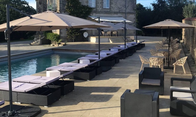 La Gaubretiere House | Homerez - House for 4 ppl. with shared pool, jacuzzi and spa at La Gaubretière
