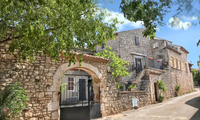 Orgnac-l'Aven House | Homerez - House in Orgnac-l'Aven