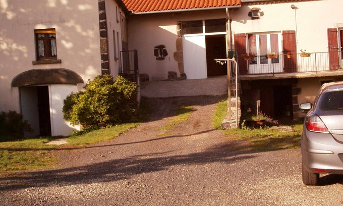 Landos House | Homerez - Large house for 12 people and Wifi
