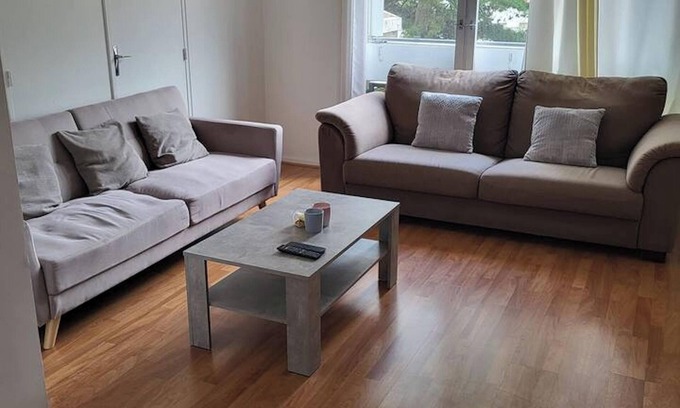 Asnieres-sur-Seine Apartment | Homerez - Luxurious Apartment in Asnières - 102 sqm
