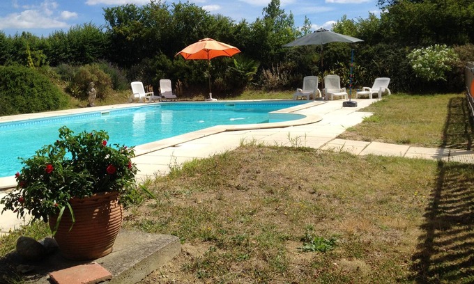 Cailhau Other | Homerez - Mansion for 10 ppl. with swimming-pool, garden and terrace at Cailhau