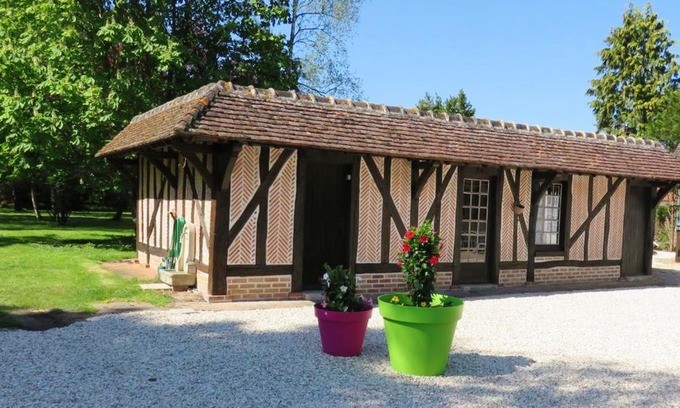 Souvigny-en-Sologne House | Homerez - Nice house for 2 ppl. with garden and terrace at Souvigny-en-Sologne