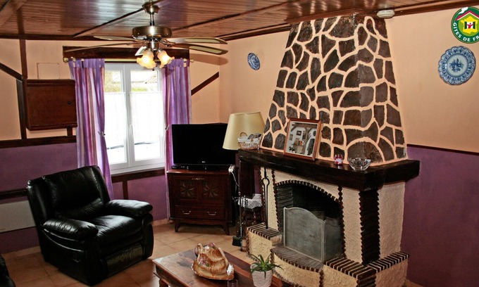 Longvilliers House | Homerez - Nice house for 4 ppl. with terrace at Longvilliers