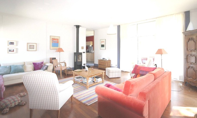 Annecy-le-Vieux House | Homerez - Spacious house for 8 ppl. with garden and terrace at Annecy-le-Vieux