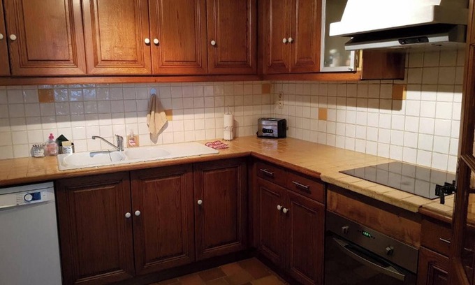 Baule Apartment | Homerez - Spacious Apartment in Baule 100 m²