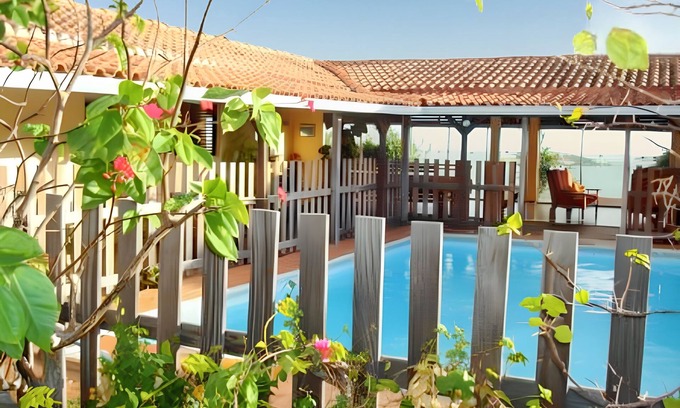 Le Francois House | Homerez - Spacious House in Fregate Est