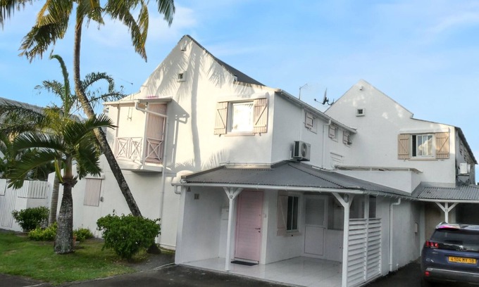 Grand-Baie House | Homerez - Spacious house in Grand Baie with private pool