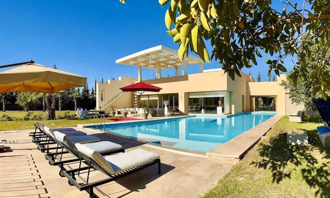 El Aggada Villa | Homerez - Spacious Villa with Mountain Views - 550 m²