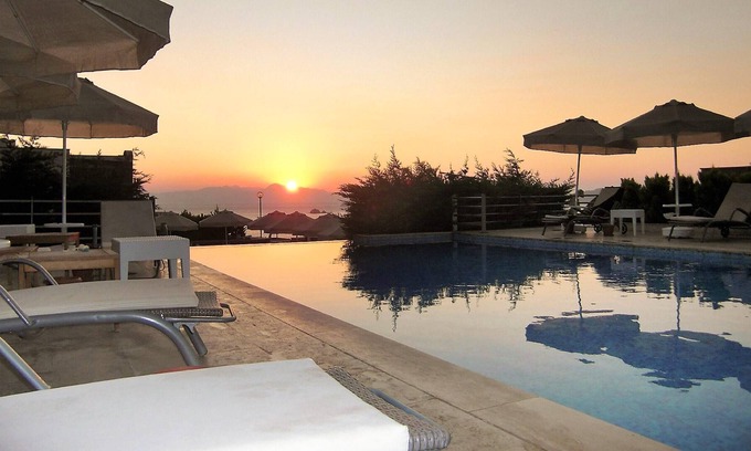 Turgutreis Villa | Homerez - Spacious villa 800 m from the beach for 6 pers. with pool access