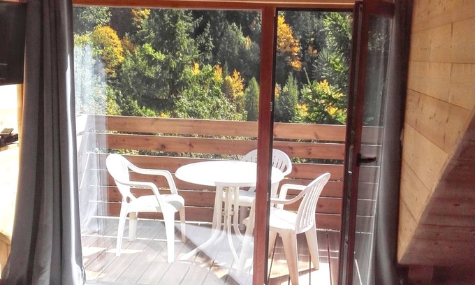 Saint-Jean-d'Arves Apartment | Homerez - Studio in Saint-Jean-d'Arves
